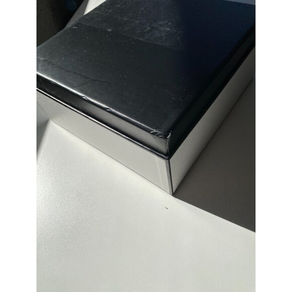 Chanel Square Gift Box - Picture 3 of 5